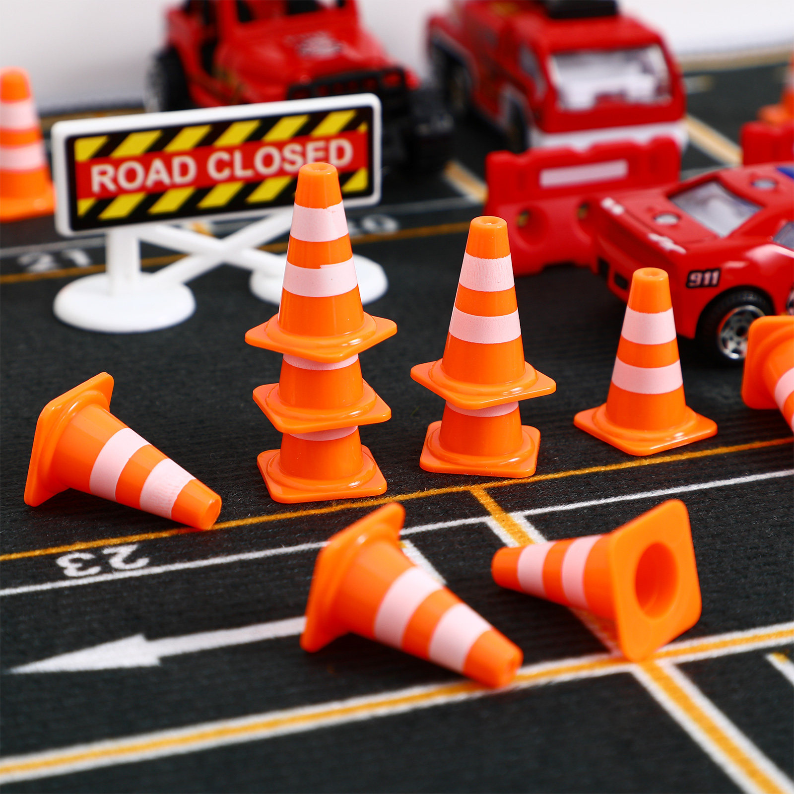 50Pcs Mini Traffic Cones Educa - đánh giá và giá Road Traffic Cone